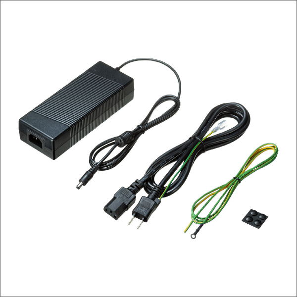【サンワサプライ】PoEインジェクター（電源内蔵、IEEE802.3at（30W）、4ポート対応） LAN-GIHINJ3