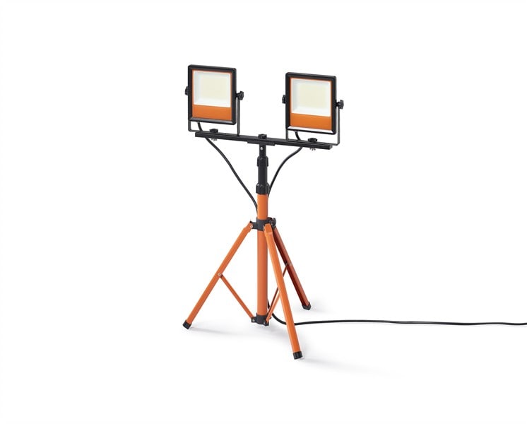 【アイリスオーヤマ】LEDスタンドライト 15000lm LWT-15000ST2